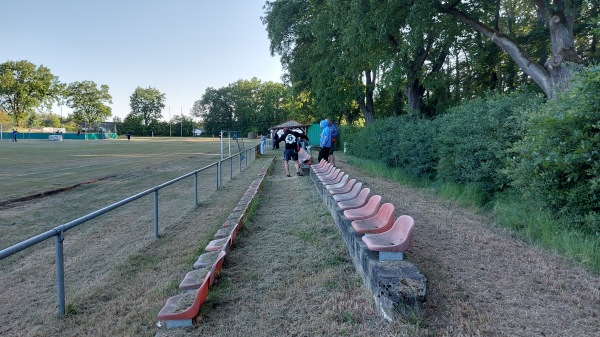 Edgar-Schäfer-Sportplatz - Steinhöfel-Heinersdorf