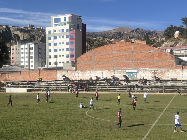 Complejo Calacoto - Cancha José Buezo - La Paz