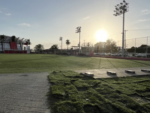 Estadio Luis Ernesto Cascarita Tapia - Ciudad de Panamá