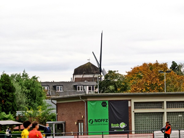 Stadion der Jahn-Sportanlage - Tönisvorst-St. Tönis