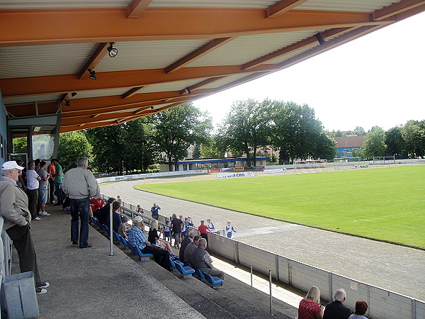 Friedrich-Ludwig-Jahn-Stadion - Hoyerswerda