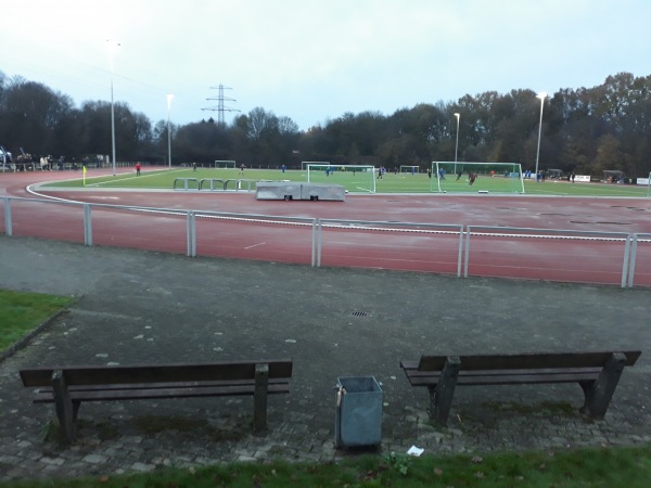 Sportanlage Berner Heerweg 190 - Hamburg-Farmsen