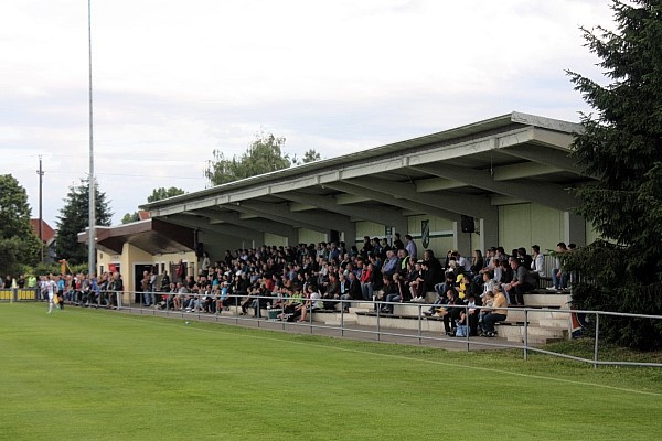 sanSirro Stadion - Lebring