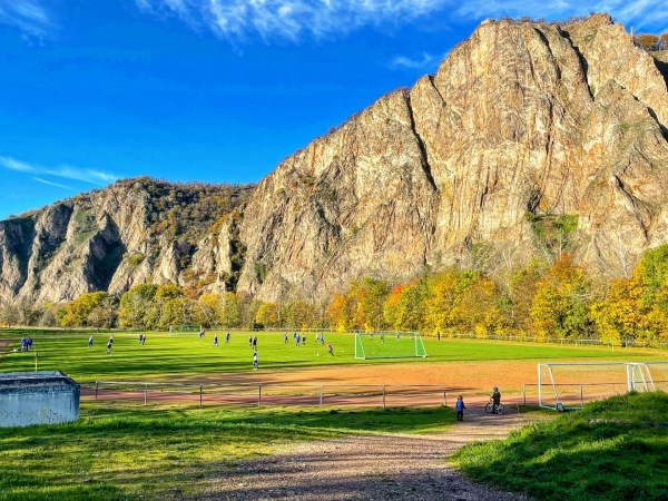 Sportanlage Blick auf den Rotenfels - Bad Münster/Stein-Ebernburg