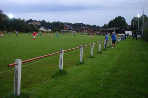 Sportplatz Michaelstraße - Beverungen-Würgassen