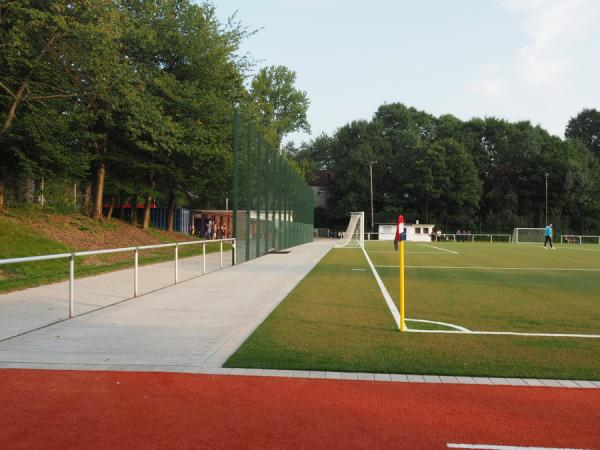 Sportplatz Diedenhofener Straße - Dortmund-Westfalenhalle-Kreuzviertel