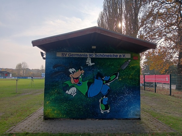 Friedrich-Ludwig-Jahn-Sportplatz 2 - Schöneiche bei Berlin