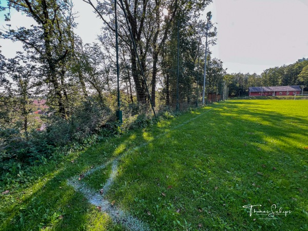 Sportplatz am Eichenberg - Bad Salzungen-Moorgrund-Etterwinden