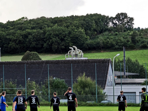 Sportplatz Caller Straße - Meschede-Wallen