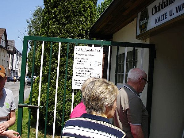 Stadion am Blötter Weg - Mülheim/Ruhr-Speldorf