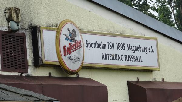 Stadion der Freundschaft Nebenplatz - Magdeburg-Fermersleben