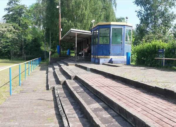 Sportplatz Cathostraße - Essen/Ruhr-Bergeborbeck