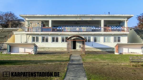 Stadionul Moldova - Roman