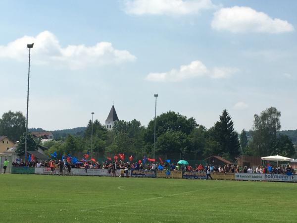 Schulsportanlage Hunderdorf - Hunderdorf
