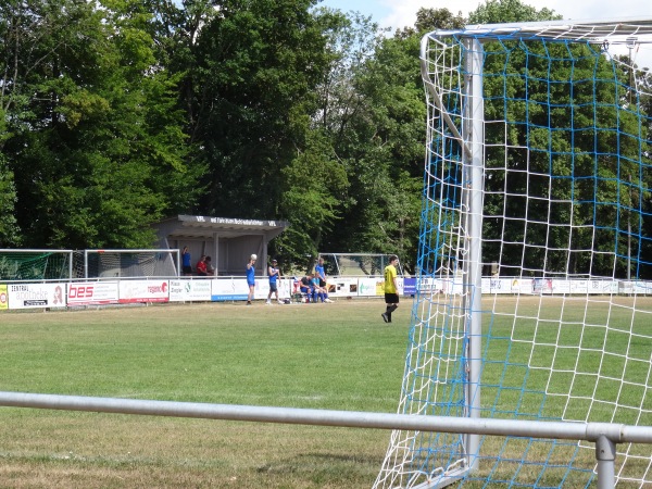 Sportplatz Schwommberg - Fluorn-Winzeln