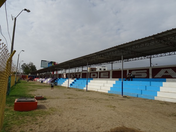 Estadio Municipal Juan de Dios Bolivar - Guadalupe