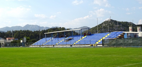 Gradski Stadion Jadranovo - Ploče