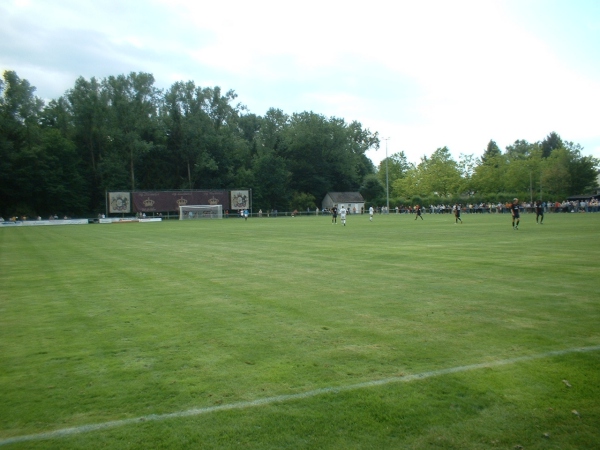 Sportplatz am Wald   - Bruchköbel