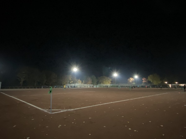 Sportplatz Erbacher Weg - Köln-Lindweiler