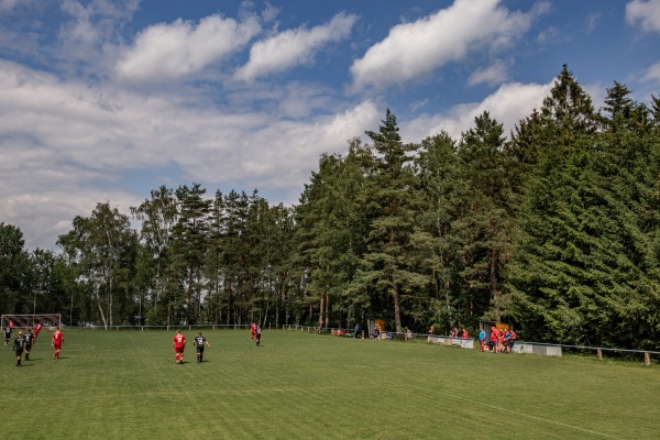 Waldsportplatz - Neuensalz-Zobes