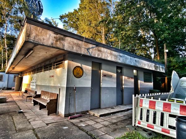 Sportplatz Herler Ring - Köln-Buchheim