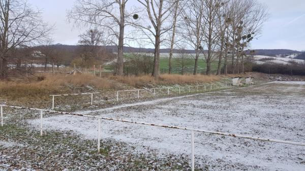 Sportplatz Sperlingsberg - Kyffhäuserland-Steinthaleben