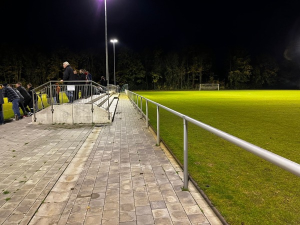 Bezirkssportanlage Melverode B-Platz - Braunschweig-Melverode