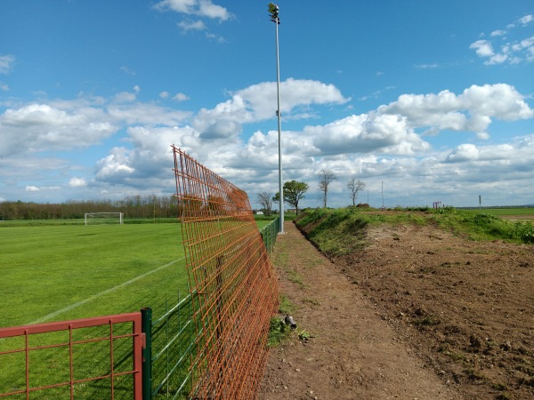 Nogometno igrišče Renkovci - Turnišče