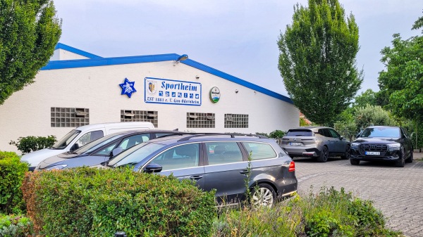 Sportanlage an der Petersberghalle - Gau-Odernheim