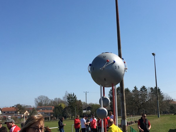 Sportplatz an der L352 - Wallerfangen-Gisingen