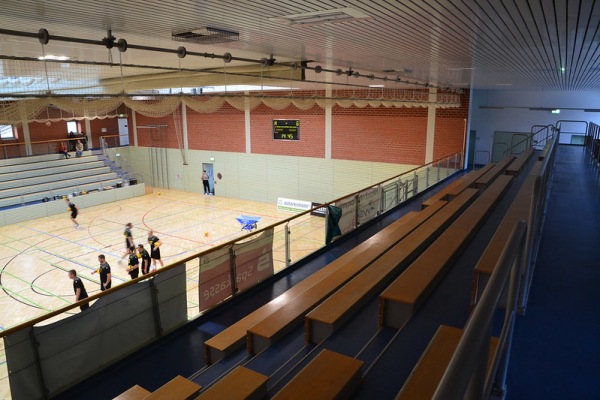 Täve-Schur-Sporthalle - Burg bei Magdeburg
