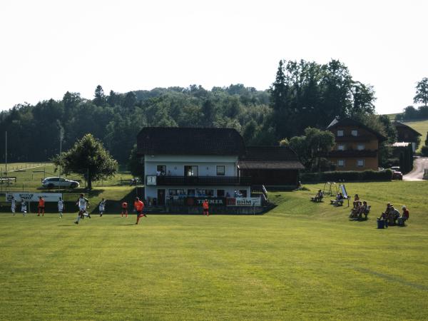 Sportplatz Seeham - Seeham