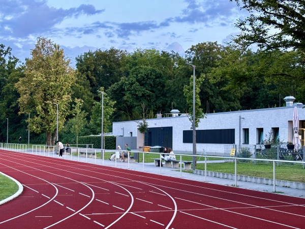 Bezirkssportanlage Surheimer Weg - München-Sendling