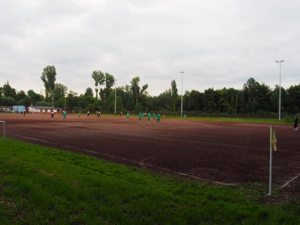 Bezirkssportanlage Gahlensche Straße Platz 2 - Bochum-Hamme