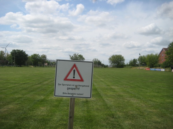 Sportplatz Mühlenstraße - Hohe Börde-Hermsdorf