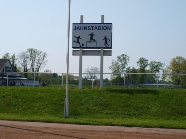 Jahnstadion - Stadthagen