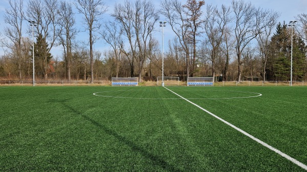 Stadion TJ Slovan Velvary hřiště 2 - Velvary