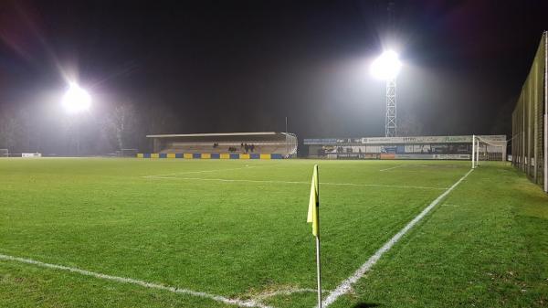 Stadion Ixenheuvel - Putte