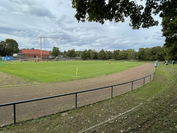 Jürgen-Grabowski-Sportfeld - Wiesbaden-Biebrich