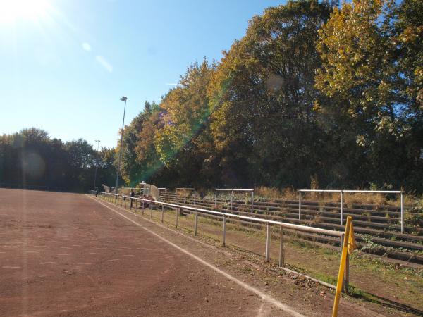 Bezirkssportanlage Kaßlerfeld - Duisburg-Kaßlerfeld