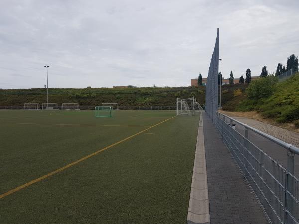 Sportanlage Neue Sandkaul Platz 2 - Köln-Widdersdorf