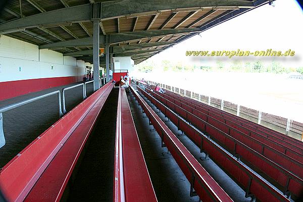 Südstadion im Jean-Löring-Sportpark - Köln-Zollstock