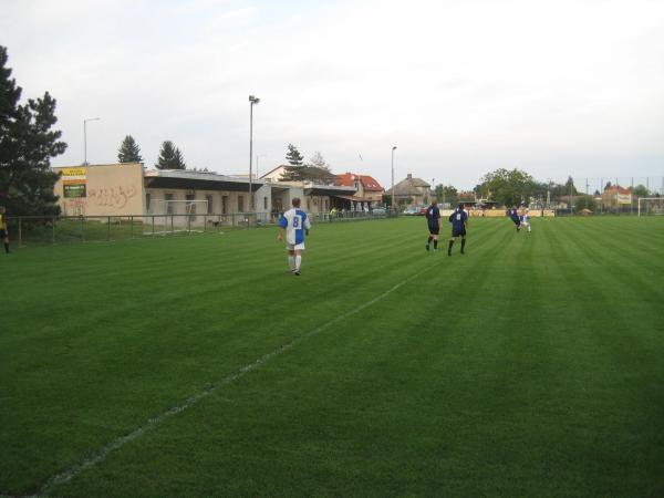 Fotbalové hřiště FK Čechie Dubeč - Praha