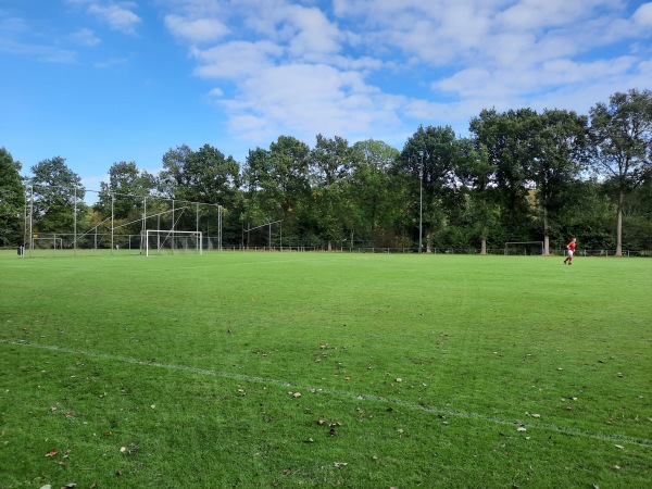 Sportpark De Bouwte veld 2 - Menterwolde-Meeden
