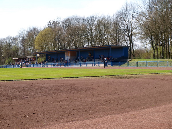 Bezirkssportanlage Im Emscherbruch - Gelsenkirchen-Resse