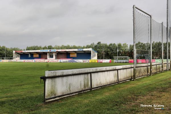 Kutscher Arena im Sportpark Siedlungsweg - Norden/Ostfriesland-Süderneuland I