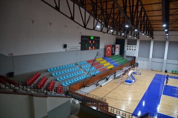 Lefkoşa Atatürk Spor Salonu - Lefkoşa (Nicosia)