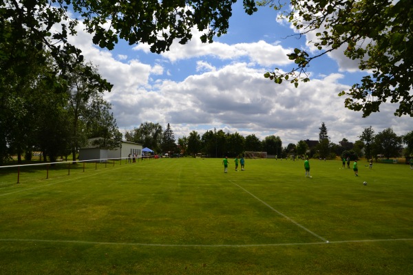 Sportplatz Wespen - Barby-Wespen