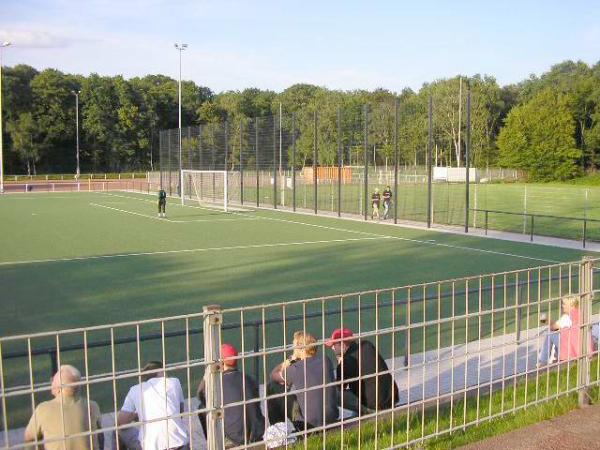 Bezirkssportanlage Vennhauser Allee Platz 2 - Düsseldorf-Eller