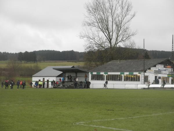 Stade Fernand Brasseur - Lierneux-Petit-Sart